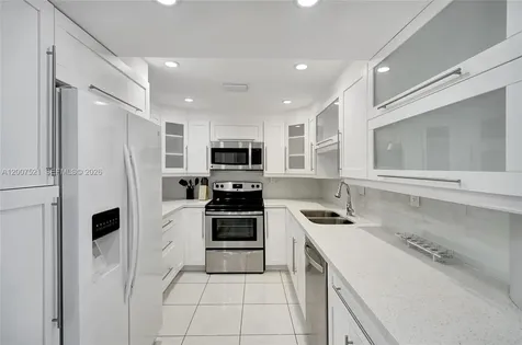 3725 S Ocean Drive Hollywood FL 33019