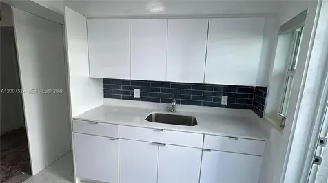 9200 E Bay Harbor Drive Bay Harbor Islands FL 33154