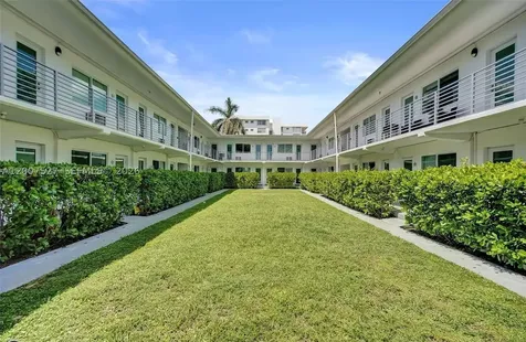9200 E Bay Harbor Drive Bay Harbor Islands FL 33154