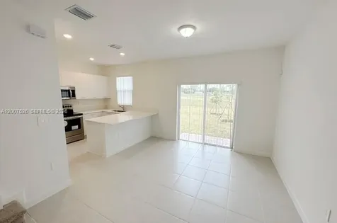 12428 NW 23rd Court Miami FL 33167