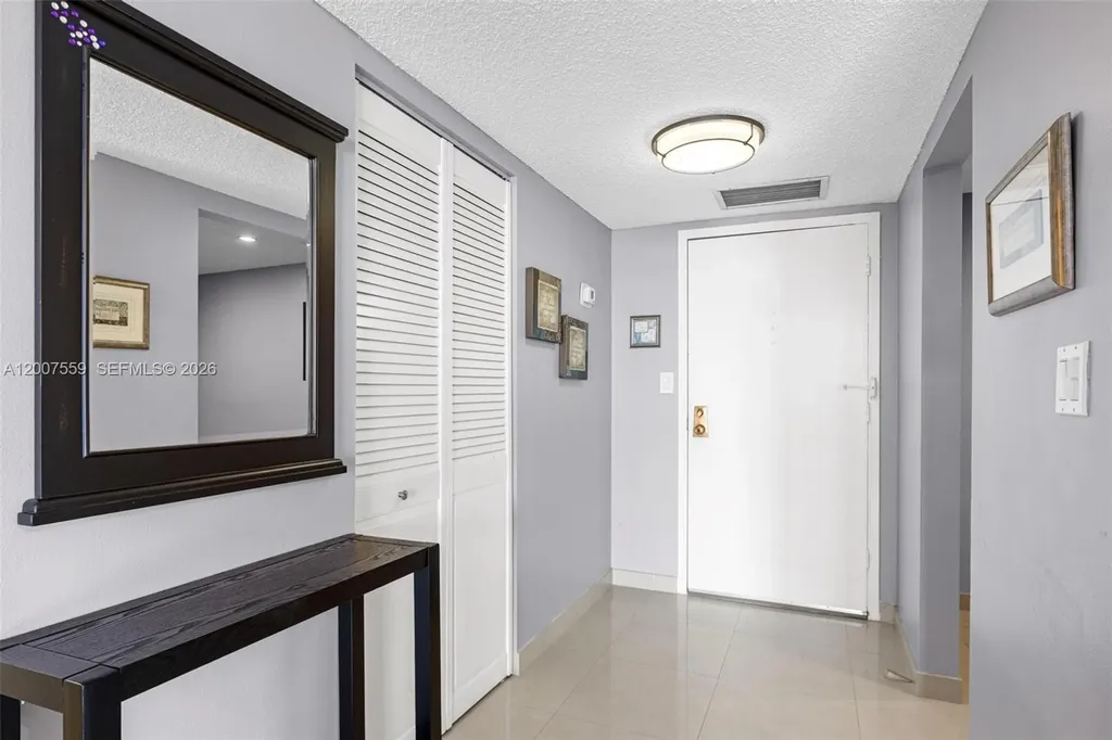3800 S Ocean Drive Hollywood FL 33019