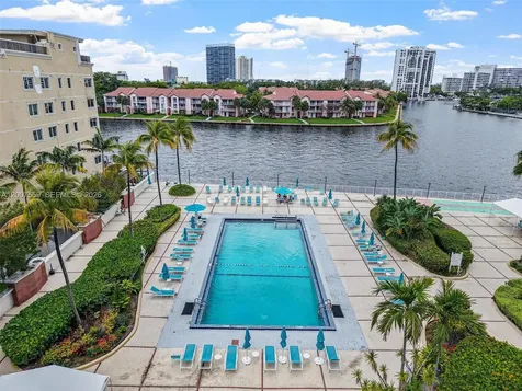 3800 S Ocean Drive Hollywood FL 33019