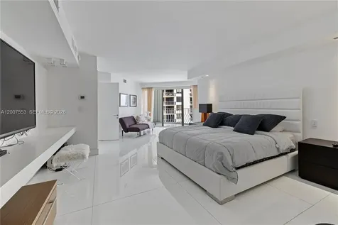 10155 Collins Avenue Bal Harbour FL 33154
