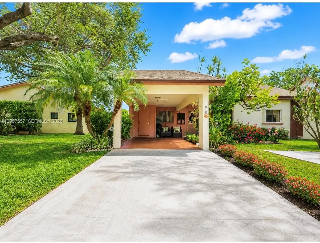 1815 Tamarind Lane Coconut Creek FL 33063
