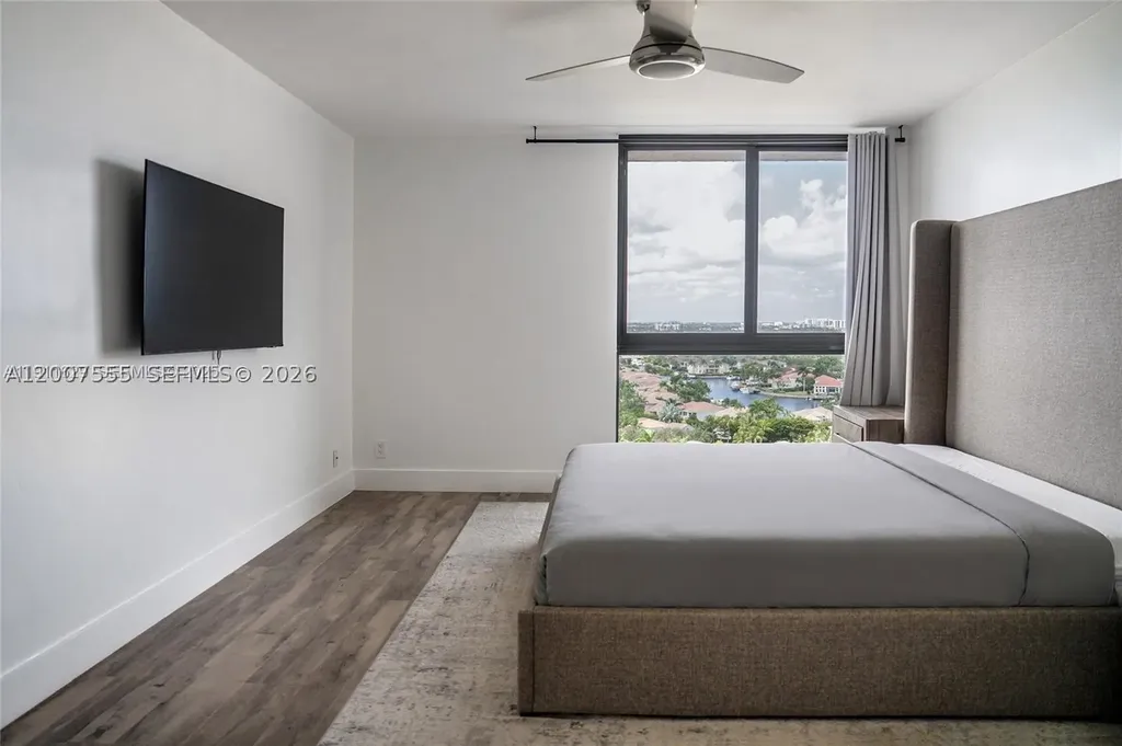 1600 S Ocean Drive Hollywood FL 33019
