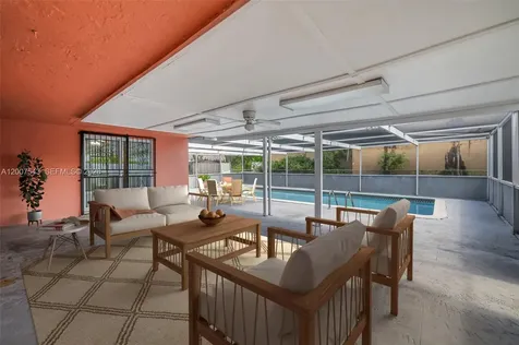 9610 SW 16th Street Miami FL 33165