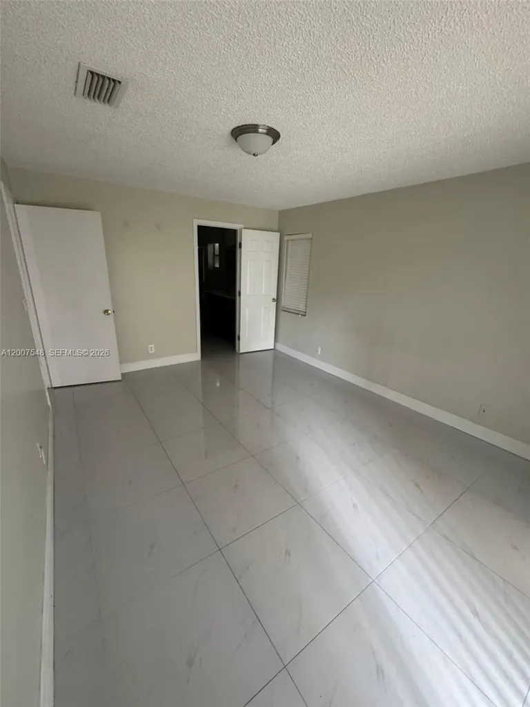 9863 Three Lakes Circle Boca Raton FL 33428