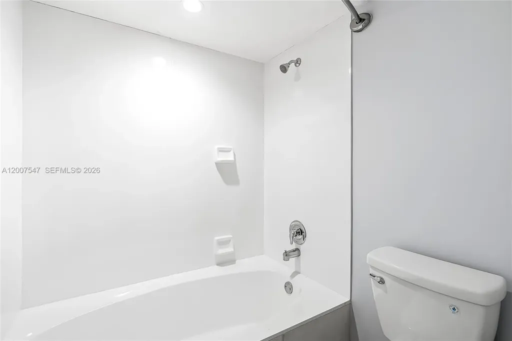 2808 N 46th Avenue Hollywood FL 33021