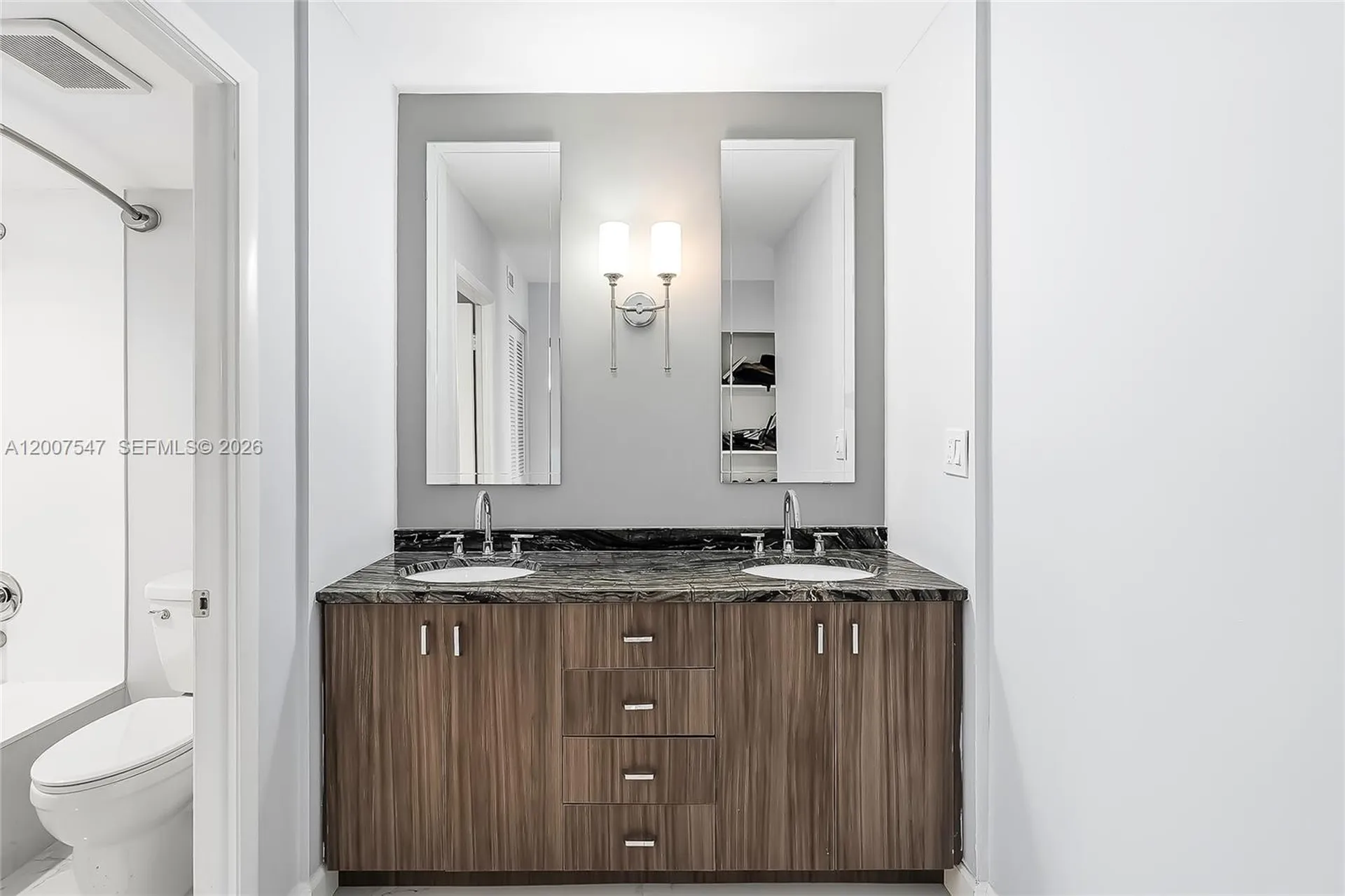 2808 N 46th Avenue Hollywood FL 33021