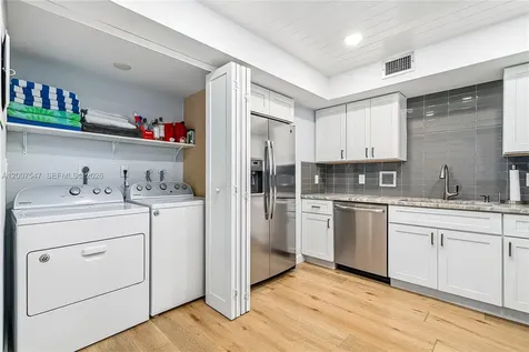 2808 N 46th Avenue Hollywood FL 33021