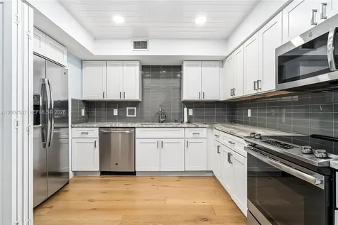 2808 N 46th Avenue Hollywood FL 33021
