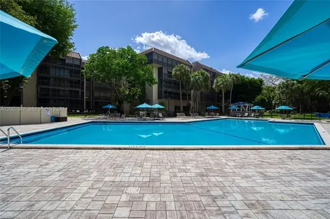 2808 N 46th Avenue Hollywood FL 33021