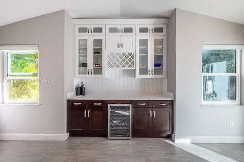 9330 Seagrape Drive Vero Beach FL 32963