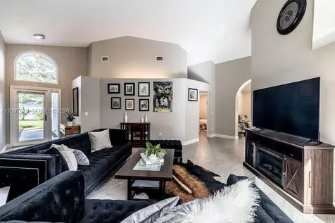 9330 Seagrape Drive Vero Beach FL 32963