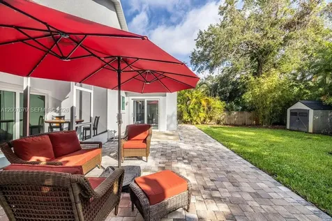 9330 Seagrape Drive Vero Beach FL 32963