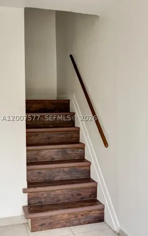 8020 SW 17th Place Davie FL 33324