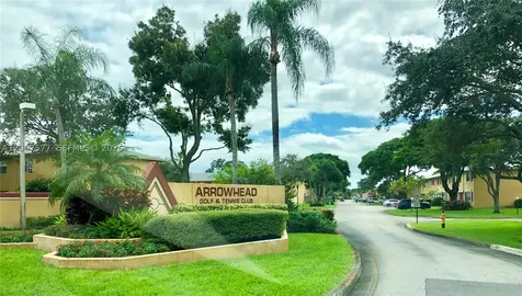 8020 SW 17th Place Davie FL 33324