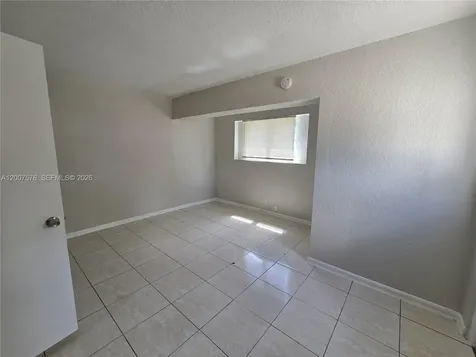 2348 NW 15th Street Fort Lauderdale FL 33311