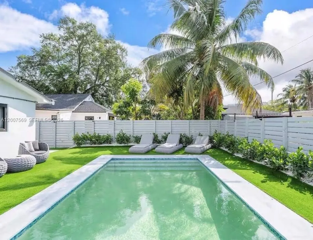 400 NW 40th Street Miami FL 33127