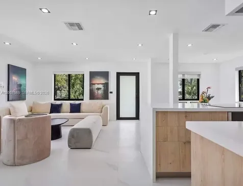 400 NW 40th Street Miami FL 33127