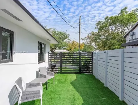 400 NW 40th Street Miami FL 33127