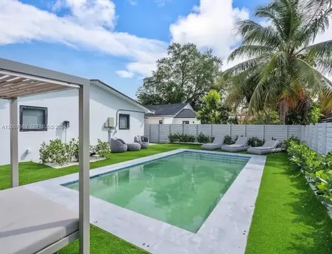 400 NW 40th Street Miami FL 33127