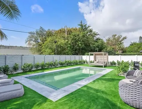 400 NW 40th Street Miami FL 33127