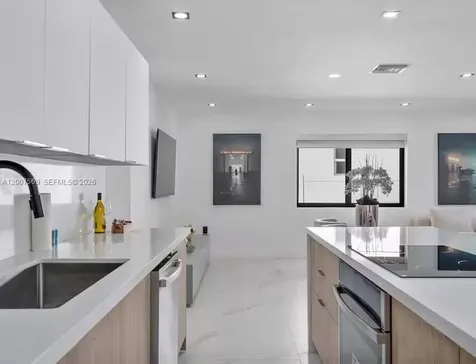 400 NW 40th Street Miami FL 33127