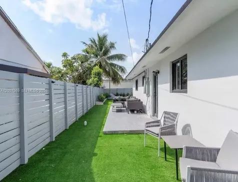 400 NW 40th Street Miami FL 33127