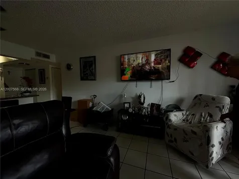 5201 NW 7th Street Miami FL 33126