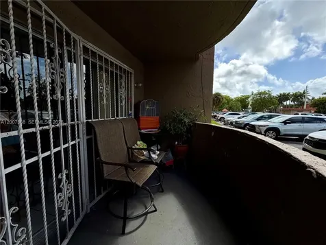 5201 NW 7th Street Miami FL 33126
