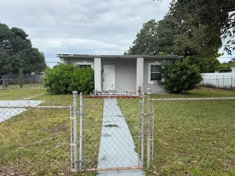 15925 NW 21 Avenue Miami Gardens Miami Gardens FL 33054