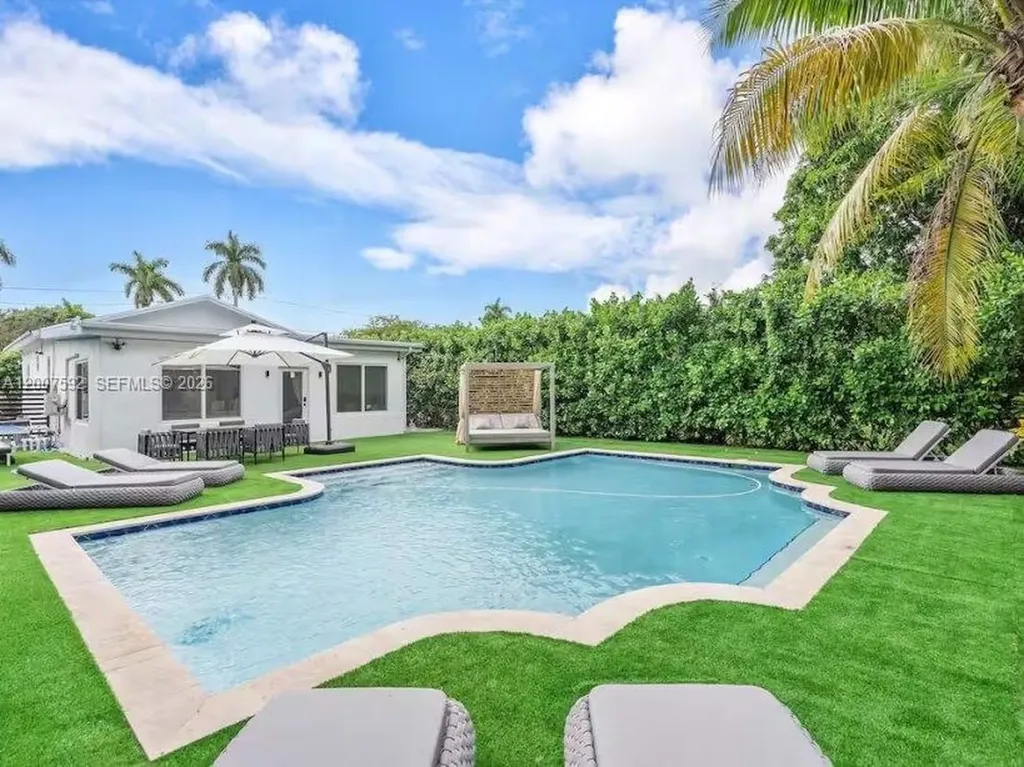 545 NW 52nd Street Miami FL 33127