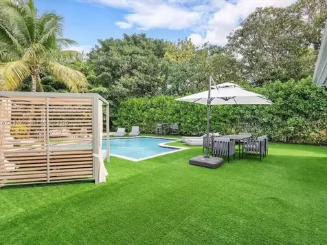 545 NW 52nd Street Miami FL 33127