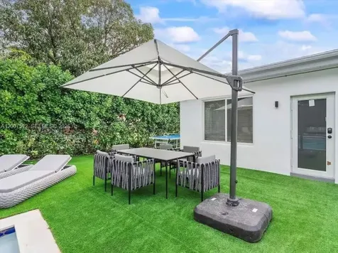 545 NW 52nd Street Miami FL 33127