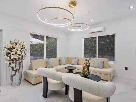 545 NW 52nd Street Miami FL 33127