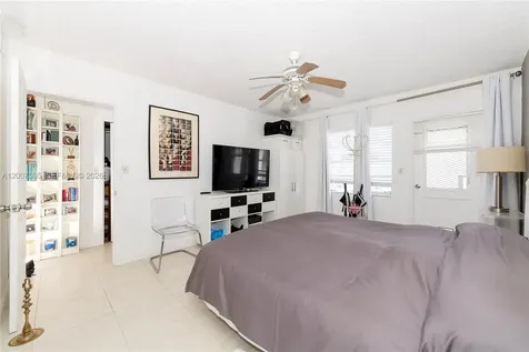 Miami Beach FL 33139