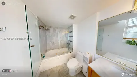 31 SE 5th Street Miami FL 33131