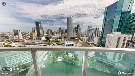 31 SE 5th Street Miami FL 33131