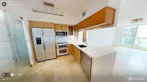 31 SE 5th Street Miami FL 33131