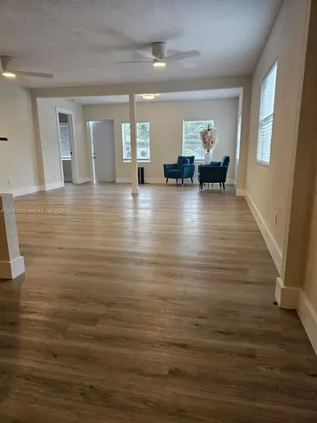 1865 NW 45th Street Miami FL 33142