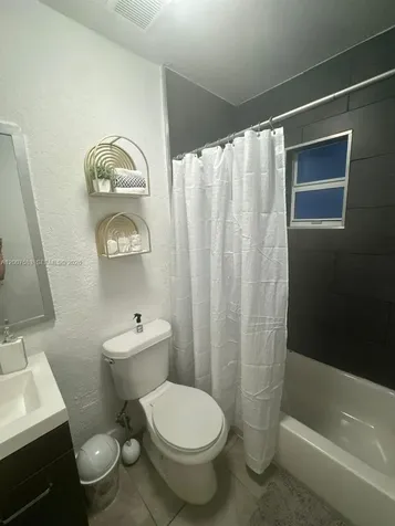 1865 NW 45th Street Miami FL 33142