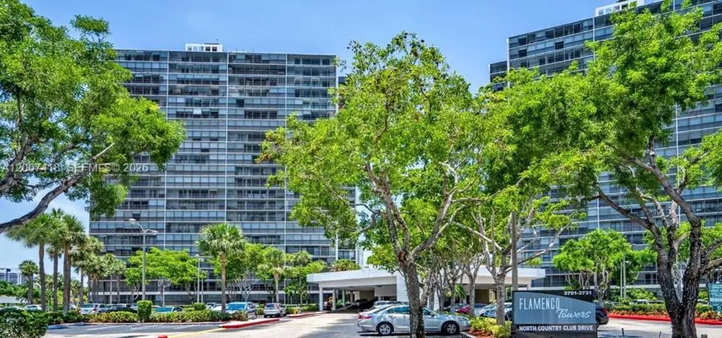 3701 N Country Club Drive Aventura FL 33180