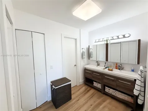 3701 N Country Club Drive Aventura FL 33180