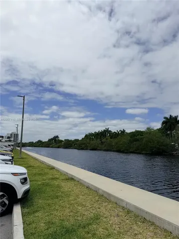 3701 N Country Club Drive Aventura FL 33180