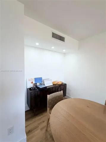 3701 N Country Club Drive Aventura FL 33180