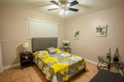 4210 W 6th Avenue Hialeah FL 33012