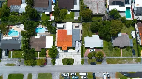 4210 W 6th Avenue Hialeah FL 33012