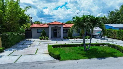 4210 W 6th Avenue Hialeah FL 33012