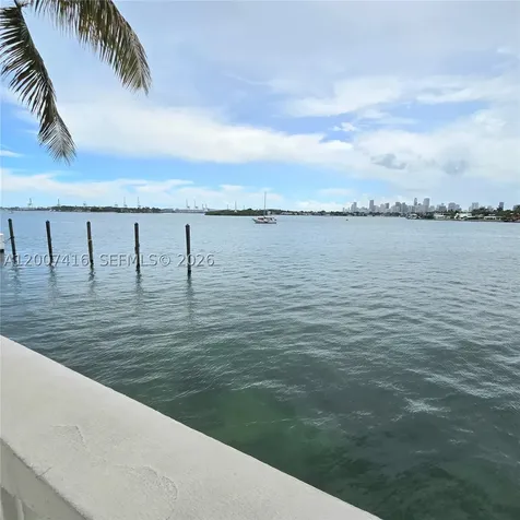 5 Island Avenue Miami Beach FL 33139